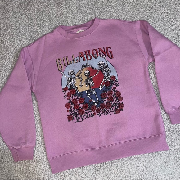 Billabong Tops - Billabong Sweatshirt